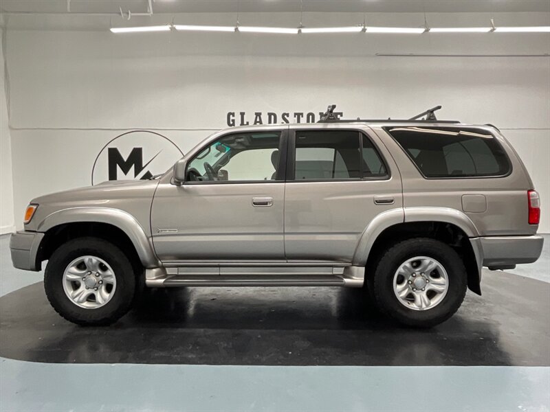 2002 Toyota 4Runner SR5 Sport 4X4 / 3.4L V6 / 1-OWNER / 100K MILES  / ZERO RUST - Photo 3 - Gladstone, OR 97027