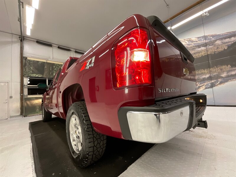 2007 Chevrolet Silverado 1500 LTZ  / Leather & Heated Seats / Sunroof - Photo 29 - Gladstone, OR 97027