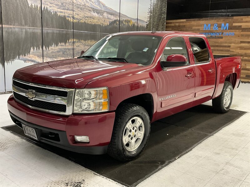 2007 Chevrolet Silverado 1500 LTZ  / Leather & Heated Seats / Sunroof - Photo 1 - Gladstone, OR 97027