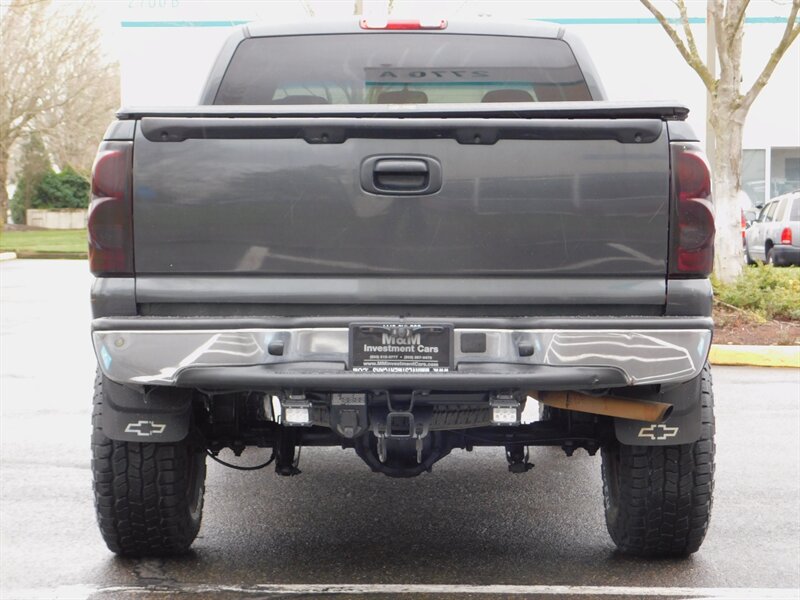 2004 Chevrolet Silverado 1500 LS 4dr Extended Cab 4X4 / 5.3L V8 / LIFTED LIFTED   - Photo 8 - Portland, OR 97217