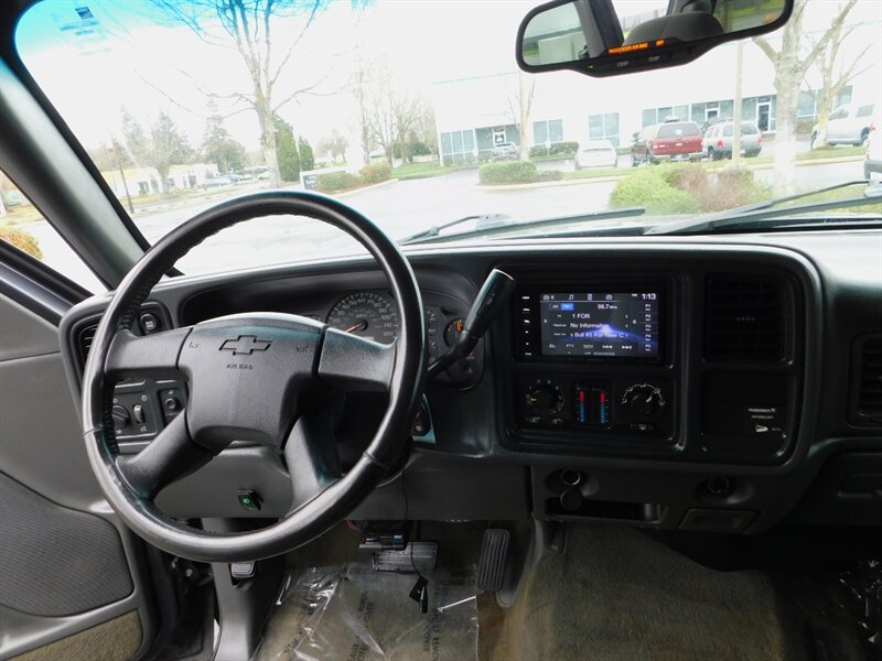 2004 Chevrolet Silverado 1500 LS 4dr Extended Cab 4X4 / 5.3L V8 / LIFTED LIFTED   - Photo 17 - Portland, OR 97217