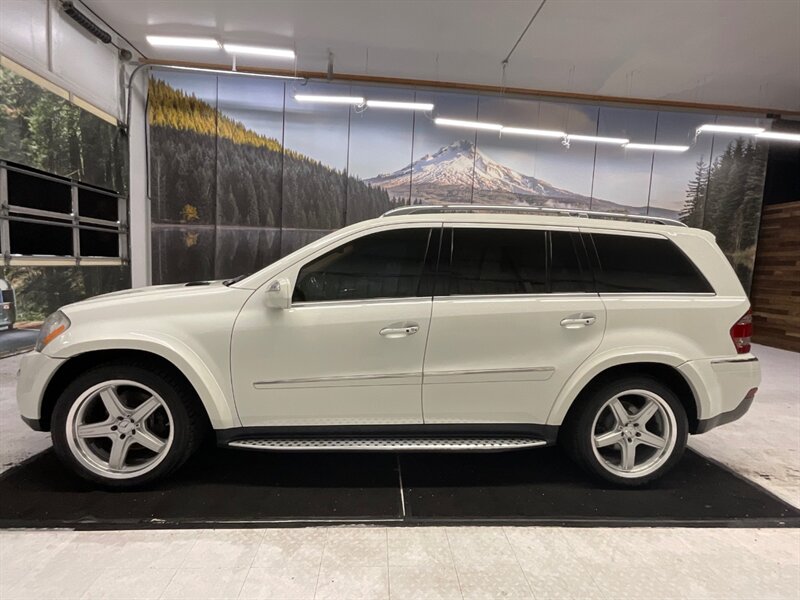 2009 Mercedes-Benz GL 550 4MATIC AWD / 5.5L V8 / 3RD SEAT / Leather  / Heated & Cooled Seats / Sunroof / 106,000 MILES - Photo 3 - Gladstone, OR 97027