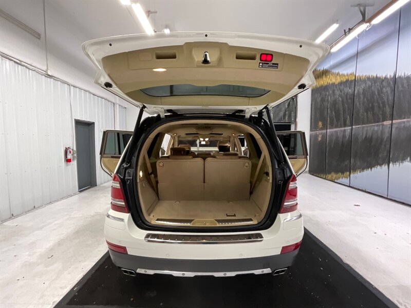 2009 Mercedes-Benz GL 550 4MATIC AWD / 5.5L V8 / 3RD SEAT / Leather  / Heated & Cooled Seats / Sunroof / 106,000 MILES - Photo 29 - Gladstone, OR 97027