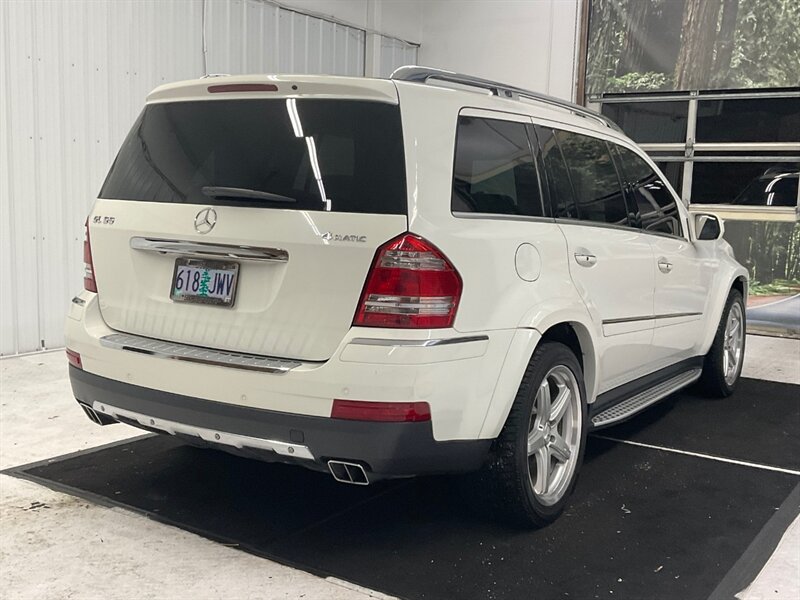 2009 Mercedes-Benz GL 550 4MATIC AWD / 5.5L V8 / 3RD SEAT / Leather  / Heated & Cooled Seats / Sunroof / 106,000 MILES - Photo 26 - Gladstone, OR 97027