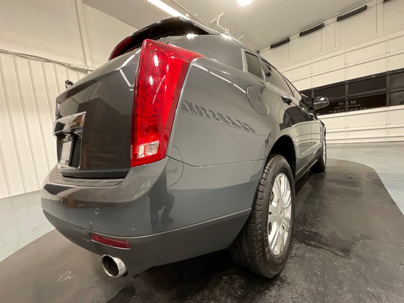 2011 Cadillac SRX Luxury Collection Sport Utility V6 /Leather HeateD  / Panoramic Sunroof - Photo 49 - Gladstone, OR 97027