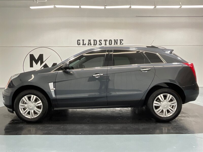 2011 Cadillac SRX Luxury Collection Sport Utility V6 /Leather HeateD  / Panoramic Sunroof - Photo 3 - Gladstone, OR 97027