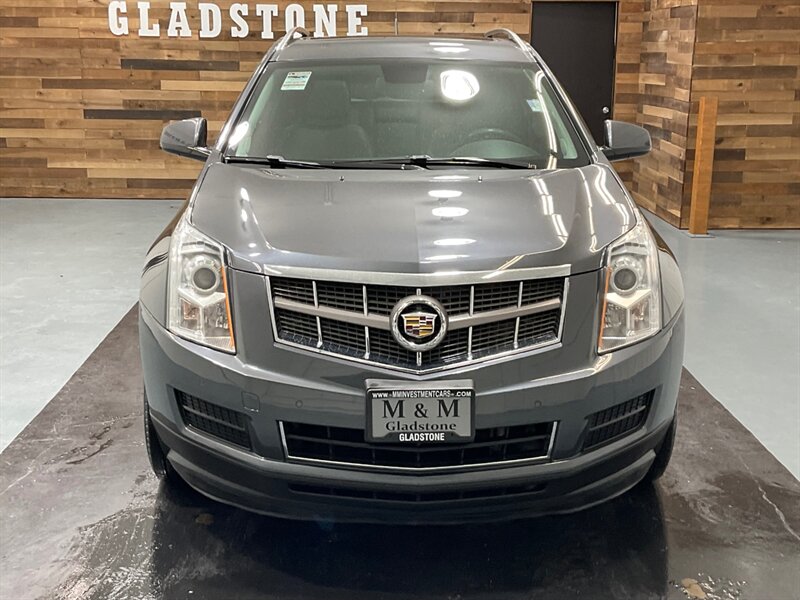 2011 Cadillac SRX Luxury Collection Sport Utility V6 /Leather HeateD  / Panoramic Sunroof - Photo 5 - Gladstone, OR 97027