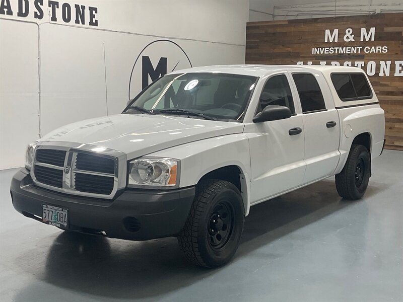 2006 Dodge Dakota ST Quad Cab 4X4 / 4.7L V8 / 1-OWNER LOCAL / ZERO RUST / Canopy Included - Photo 1 - Gladstone, OR 97027