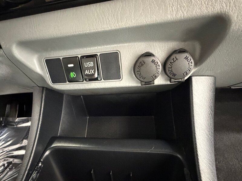 2013 Toyota Tacoma PreRunner RWD / Club Cab / 2.7L 4 Cyl / NEW TIRES / LOCAL RUST FREE - Photo 24 - Gladstone, OR 97027