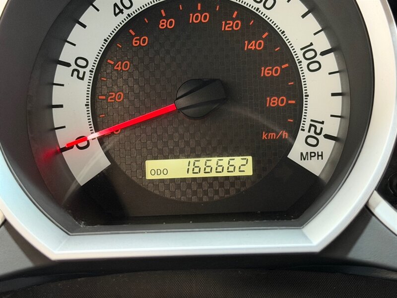 2013 Toyota Tacoma PreRunner RWD / Club Cab / 2.7L 4 Cyl / NEW TIRES / LOCAL RUST FREE - Photo 22 - Gladstone, OR 97027