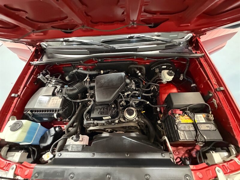 2013 Toyota Tacoma PreRunner RWD / Club Cab / 2.7L 4 Cyl / NEW TIRES / LOCAL RUST FREE - Photo 11 - Gladstone, OR 97027