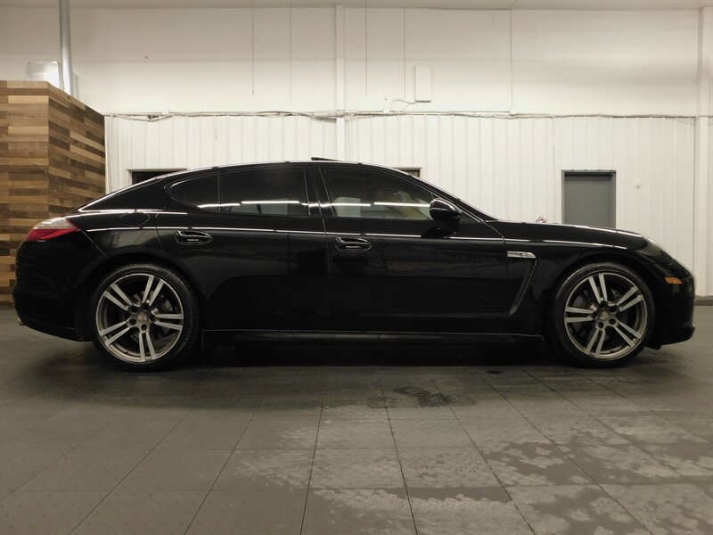 2012 Porsche Panamera Leather Heated Seats Excellent Cond / New Tires   - Photo 4 - Gladstone, OR 97027