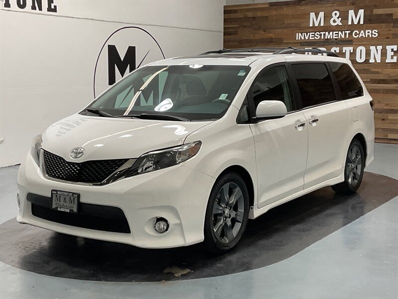 2013 Toyota Sienna SE 8-Passenger Minivan / DVD Player/Navi/Sunroof  / LOCAL VAN - Photo 61 - Gladstone, OR 97027