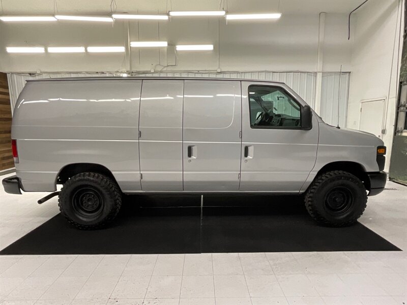 2011 Ford E-Series Van E-150 CARGO VAN CREW / LIFTED / 43,000 MILES  / LIFTED w. BRAND NEW MUD TIRES / CREW PKG , 5-Passenger w. CARGO / SUPER LOW MILES !! - Photo 4 - Gladstone, OR 97027