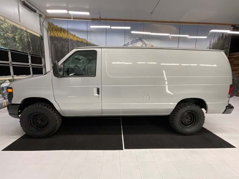 2011 Ford E-Series Van E-150 CARGO VAN CREW / LIFTED / 43,000 MILES  / LIFTED w. BRAND NEW MUD TIRES / CREW PKG , 5-Passenger w. CARGO / SUPER LOW MILES !! - Photo 3 - Gladstone, OR 97027