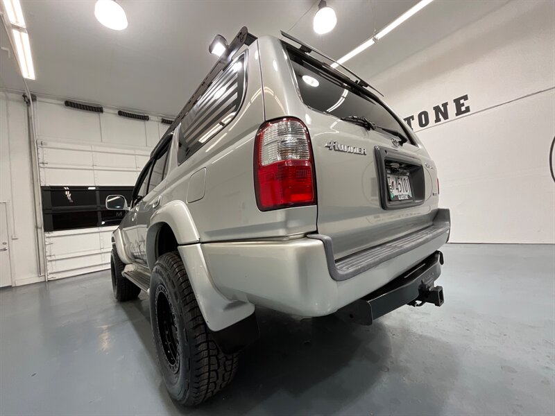 2001 Toyota 4Runner SR5 Sport 4X4 / 3.4L V6 / Lifted / CUSTOM BUILT  / LOCAL w. ZERO RUST / TIMING BELT SERVICE DONE - Photo 36 - Gladstone, OR 97027