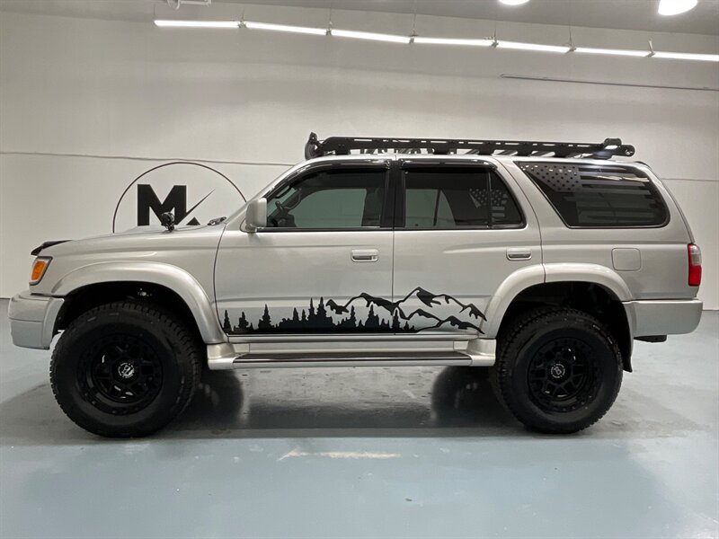 2001 Toyota 4Runner SR5 Sport 4X4 / 3.4L V6 / Lifted / CUSTOM BUILT  / LOCAL w. ZERO RUST / TIMING BELT SERVICE DONE - Photo 3 - Gladstone, OR 97027