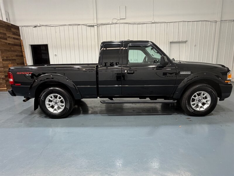 2011 Ford Ranger Sport 4X4 V6 4.0L / ZERO RUST / 50K MILES / Towing Pkg / Running Board - Photo 4 - Gladstone, OR 97027