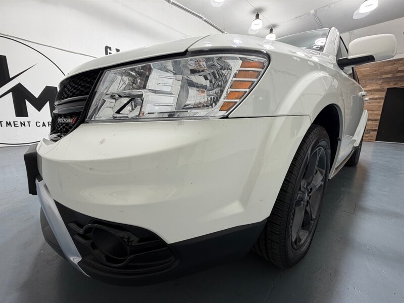 2019 Dodge Journey Crossroad 3RD ROW SEAT / 3.6L V6 / 51,000 MILES / LEATHER SEATS / Backup Camera - Photo 55 - Gladstone, OR 97027