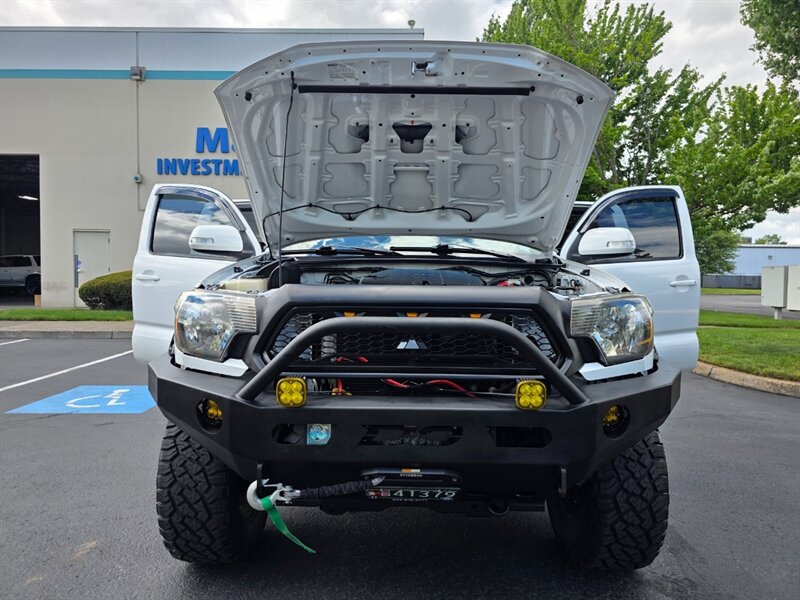 2015 Toyota Tacoma V6 2015 Toyota Tacoma 4X4 / TRD SPORT / OFF ROAD BUMPER / WINCH / PEDAL COMMANDER / LED's / NO-RUST / NEW LIFT + NEW TIRES / CUSTOM BUILT - Photo 30 - Portland, OR 97217