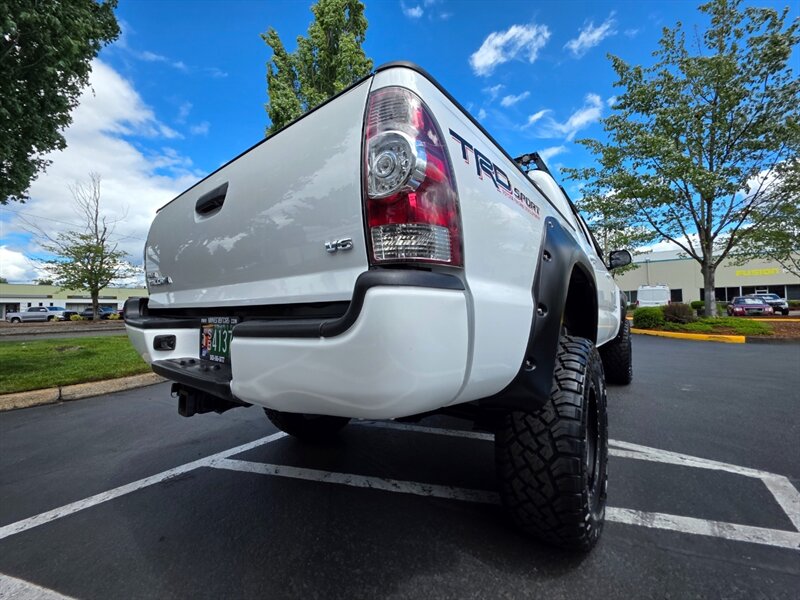 2015 Toyota Tacoma V6 2015 Toyota Tacoma 4X4 / TRD SPORT / OFF ROAD BUMPER / WINCH / PEDAL COMMANDER / LED's / NO-RUST / NEW LIFT + NEW TIRES / CUSTOM BUILT - Photo 12 - Portland, OR 97217