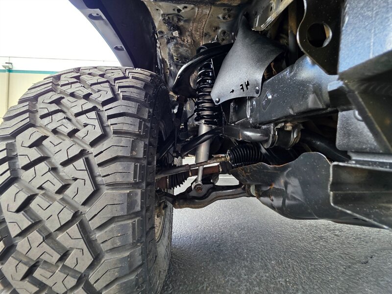 2015 Toyota Tacoma V6 2015 Toyota Tacoma 4X4 / TRD SPORT / OFF ROAD BUMPER / WINCH / PEDAL COMMANDER / LED's / NO-RUST / NEW LIFT + NEW TIRES / CUSTOM BUILT - Photo 51 - Portland, OR 97217