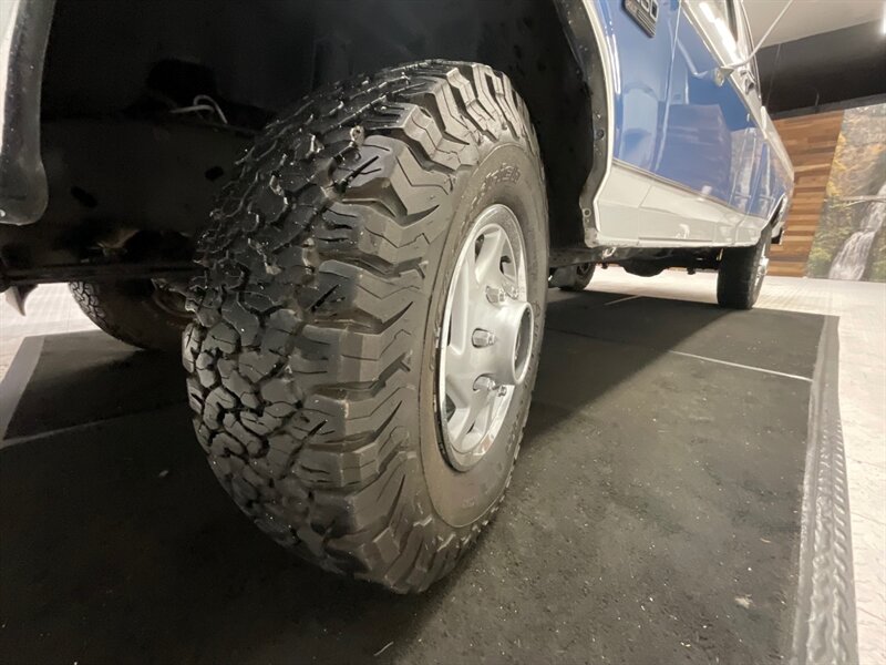 1996 Ford F-250 XLT 4WD/7.3L DIESEL /5-SPEED/1-OWNER /108K MILES  /RUST FREE TRUCK / STUNNING CONDITION / 5-SPEED MANUAL / ORIGINAL CONDITION / 7.3L TURBO DIESEL / 108,000 MILES - Photo 24 - Gladstone, OR 97027