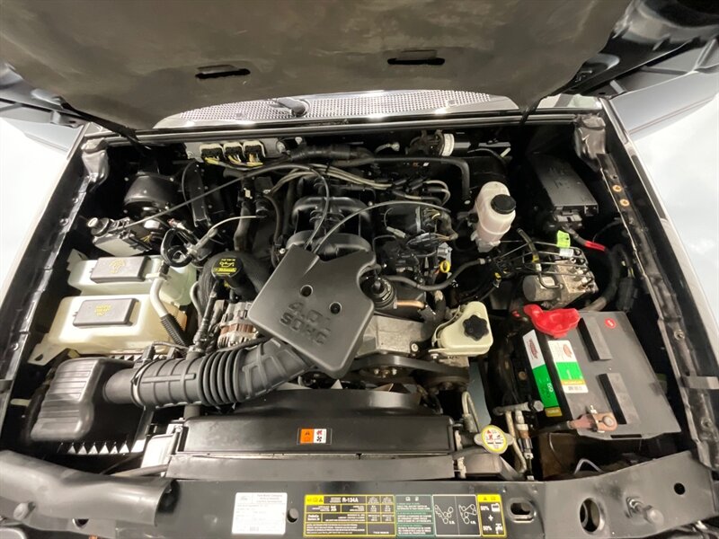 2010 Ford Ranger XLT Super Cab 4dr 4X4 / 4.0L V6 / 1-OWNER / Automatic / Towing Pkg / ZERO RUST - Photo 44 - Gladstone, OR 97027