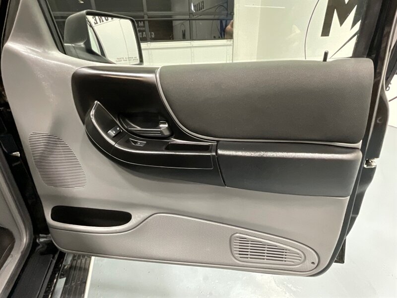 2010 Ford Ranger XLT Super Cab 4dr 4X4 / 4.0L V6 / 1-OWNER / Automatic / Towing Pkg / ZERO RUST - Photo 34 - Gladstone, OR 97027