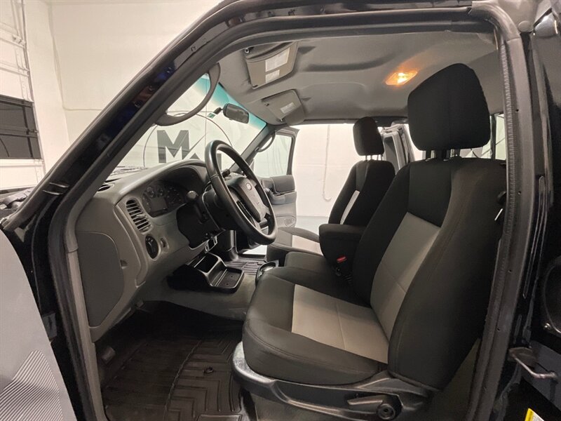 2010 Ford Ranger XLT Super Cab 4dr 4X4 / 4.0L V6 / 1-OWNER / Automatic / Towing Pkg / ZERO RUST - Photo 12 - Gladstone, OR 97027