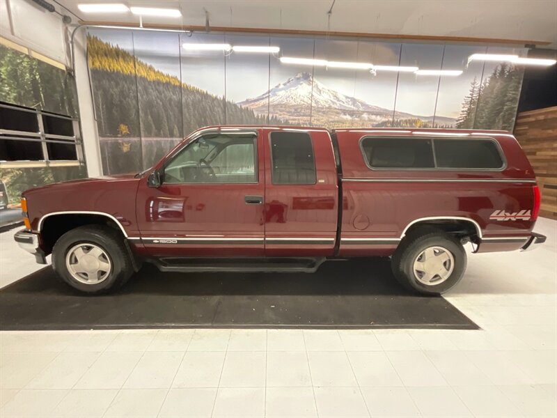 1998 Chevrolet K1500 Silverado 4X4 / 5.7L V8 / 124,000 MILES  /LOCAL TRUCK / RUST FREE / Excel Cond - Photo 3 - Gladstone, OR 97027