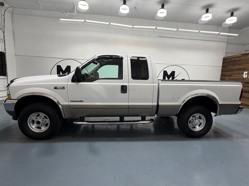 2002 Ford F-250 Lariat 4X4 / 7.3L DIESEL / NEW TIRES / ONLY 136K / LEATHER / SHORT BED / RUST FREE - Photo 3 - Gladstone, OR 97027