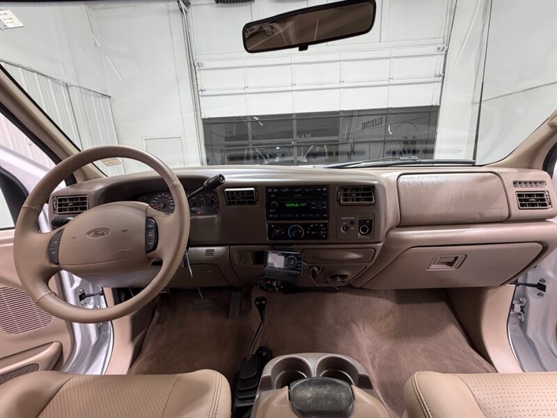 2002 Ford F-250 Lariat 4X4 / 7.3L DIESEL / NEW TIRES / ONLY 136K / LEATHER / SHORT BED / RUST FREE - Photo 16 - Gladstone, OR 97027