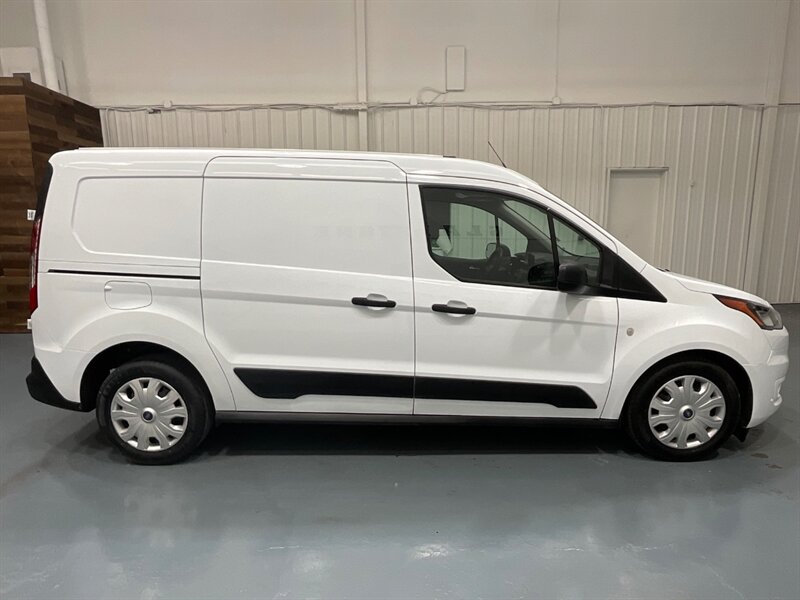 2022 Ford Transit Connect XLT Cargo Van 4Cyl /New Tires / 1-Owner /40K MILES  / Backup Camera / Excel Cond - Photo 4 - Gladstone, OR 97027