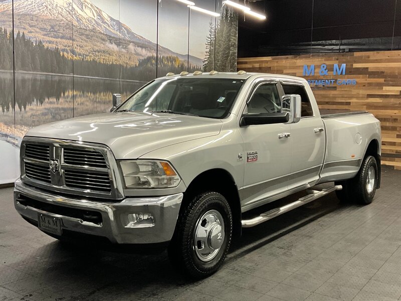 2011 RAM 3500 Laramie Crew Cab 4X4/ 6.7L CUMMINS DIESEL / DUALLY  Heated & Cooled Leather Seats / Sunroof / Navi & Backup Camera / DVD Player / RUST FREE / CLEAN CLEAN - Photo 1 - Gladstone, OR 97027