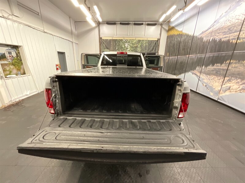 2011 RAM 3500 Laramie Crew Cab 4X4/ 6.7L CUMMINS DIESEL / DUALLY  Heated & Cooled Leather Seats / Sunroof / Navi & Backup Camera / DVD Player / RUST FREE / CLEAN CLEAN - Photo 22 - Gladstone, OR 97027