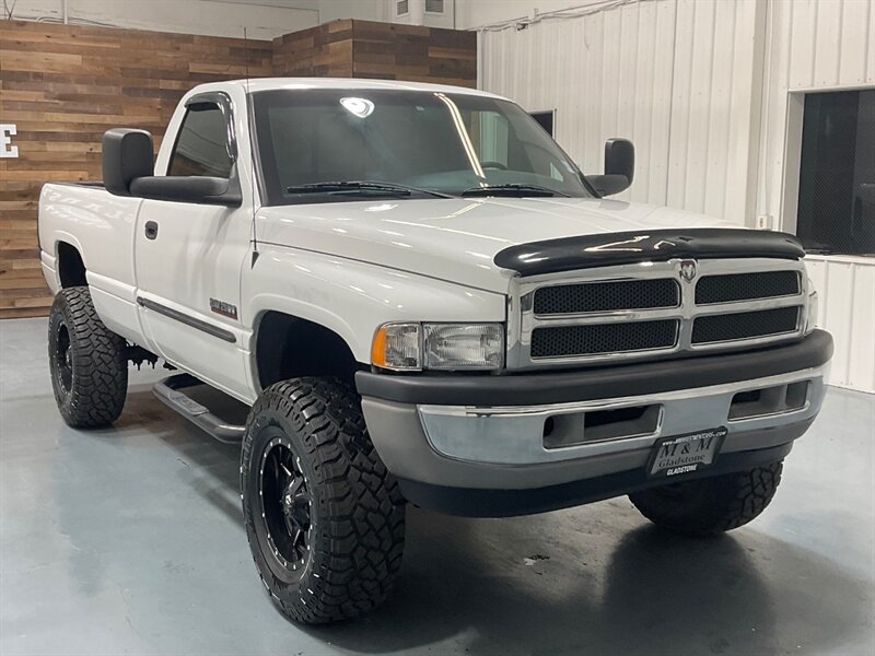 2001 Dodge Ram 2500 SLT 4X4 5.9L DIESEL / REGULAR CAB/NEW WHEELS TIRES  / ZERO RUST / LONG BED - Photo 2 - Gladstone, OR 97027