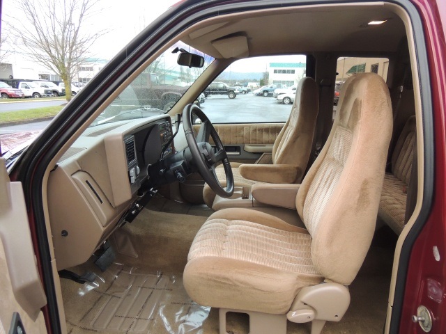 1993 Chevrolet C3500 Silverado   - Photo 15 - Portland, OR 97217