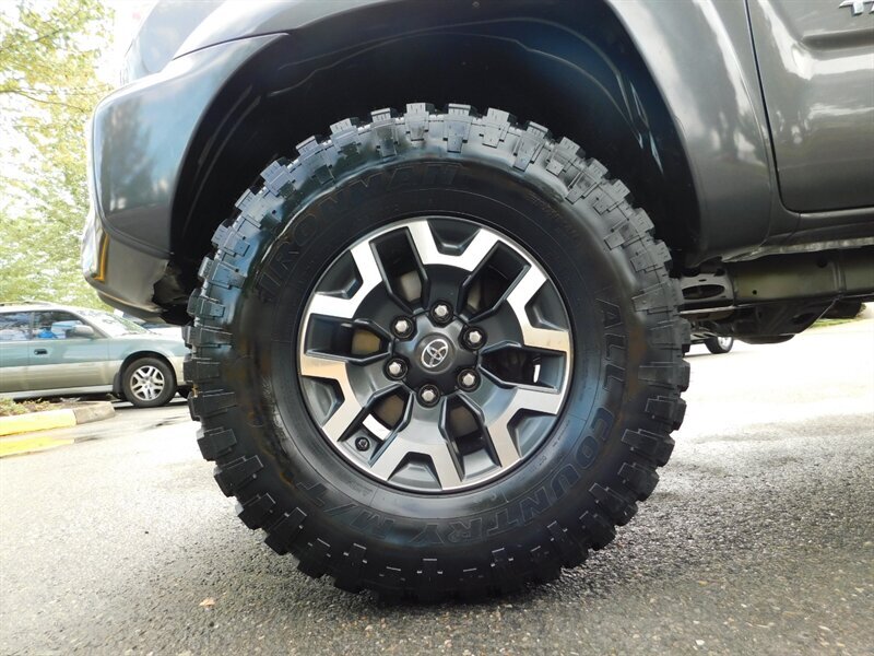 2013 Toyota Tacoma DOUBLE CAB 4X4 V6 / TRD SPORT / LONG BED / LIFTED   - Photo 38 - Portland, OR 97217