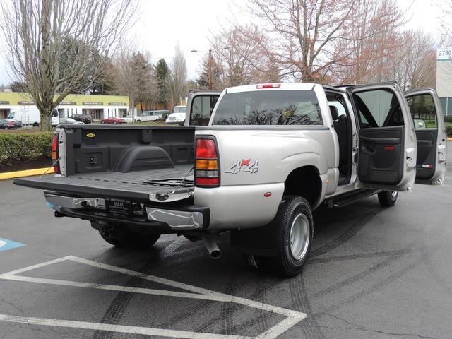 2005 GMC Sierra 3500 SLT / 4X4 / 6.6L DURAMAX / DUALLY / 50K MILES   - Photo 29 - Portland, OR 97217