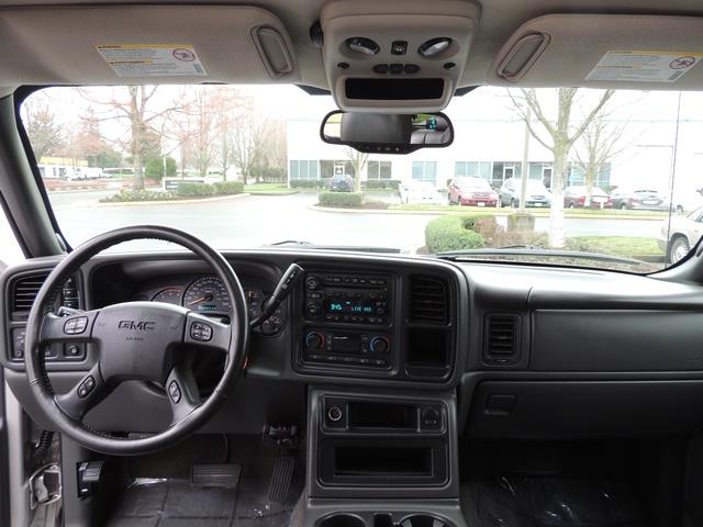 2005 GMC Sierra 3500 SLT / 4X4 / 6.6L DURAMAX / DUALLY / 50K MILES   - Photo 34 - Portland, OR 97217