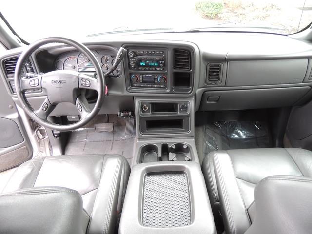 2005 GMC Sierra 3500 SLT / 4X4 / 6.6L DURAMAX / DUALLY / 50K MILES   - Photo 35 - Portland, OR 97217