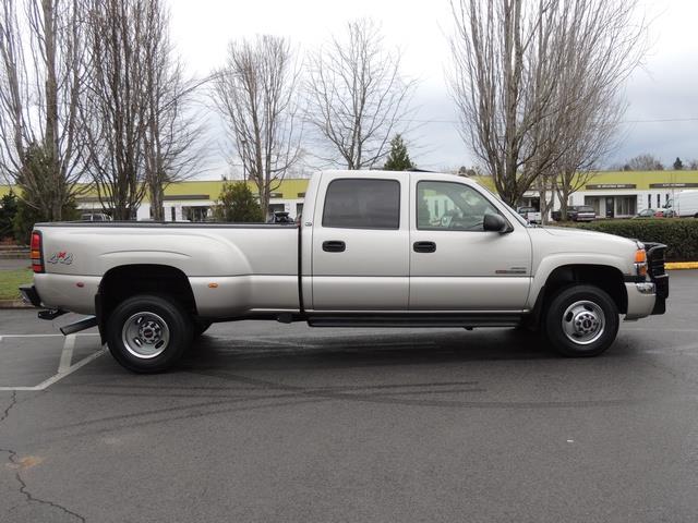 2005 GMC Sierra 3500 SLT / 4X4 / 6.6L DURAMAX / DUALLY / 50K MILES   - Photo 4 - Portland, OR 97217