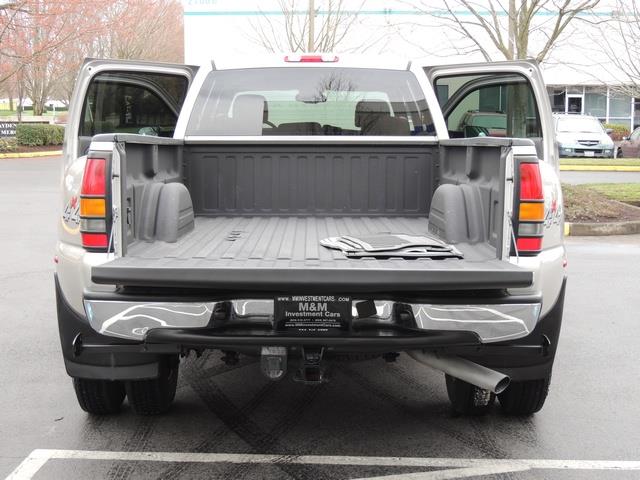 2005 GMC Sierra 3500 SLT / 4X4 / 6.6L DURAMAX / DUALLY / 50K MILES   - Photo 22 - Portland, OR 97217