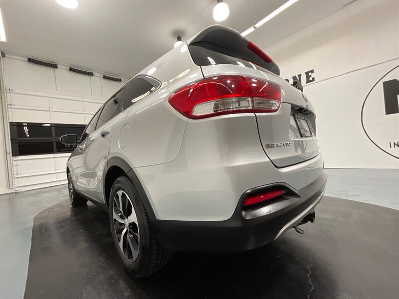 2018 Kia Sorento EX V6 4X4 / 3RD ROW SEAT / Leather / 32K MILES  / Excel Cond - Photo 56 - Gladstone, OR 97027