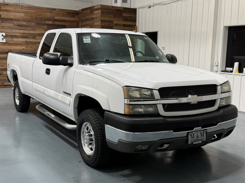 2004 Chevrolet Silverado 2500 2500HD LT 4X4 8.1L V8 / ALLISON TRANS / 57K MILES /Leather w. heated Seats / LONG BED / ZERO RUST / ALLISON 1000 TRANNY - Photo 2 - Gladstone, OR 97027