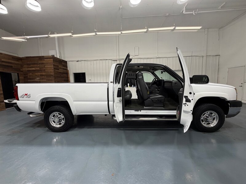 2004 Chevrolet Silverado 2500 2500HD LT 4X4 8.1L V8 / ALLISON TRANS / 57K MILES /Leather w. heated Seats / LONG BED / ZERO RUST / ALLISON 1000 TRANNY - Photo 13 - Gladstone, OR 97027