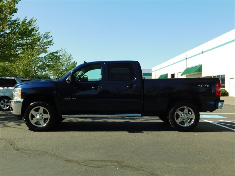 2012 Chevrolet Silverado 2500 LT Heavy Duty 4X4 / 6.6L DURAMAX DIESEL / CLEAN   - Photo 3 - Portland, OR 97217