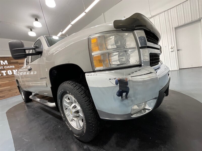 2009 Chevrolet Silverado 2500 LT 4X4 / 6.0L V8 / Z71 OFF RD / 77,000 MILES  / ZERO RUST - Photo 49 - Gladstone, OR 97027