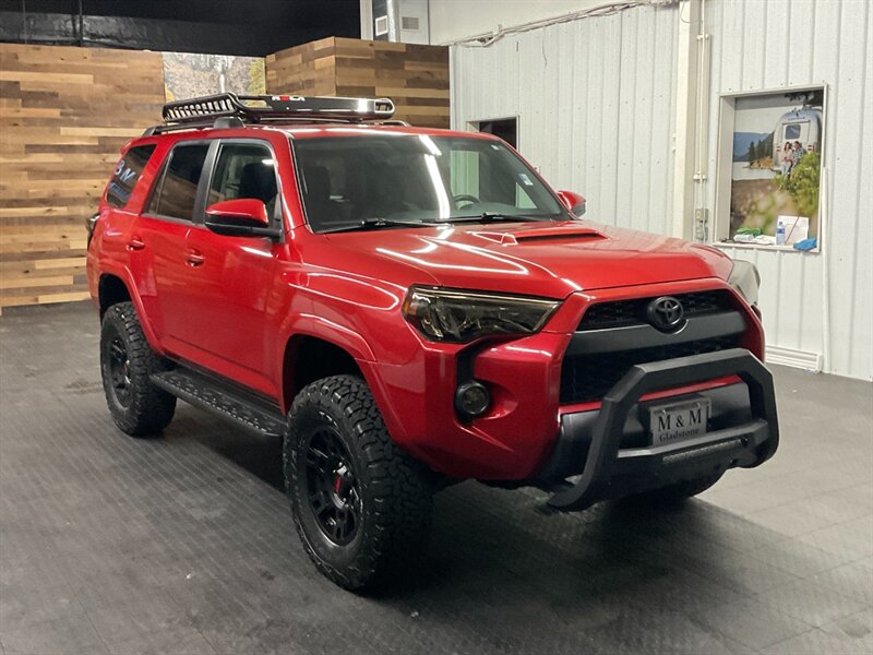 2015 Toyota 4Runner Trail 4X4 / TRD LEATHER / CUSTOM BUILT / LIFTED  CUSTOM BUILT / TRD LEATHER & HEATED SEATS / LIFTED w/ TRD WHEELS & BF GOODRCH TIRES / BLACKOUT PKG / SHARP - Photo 2 - Gladstone, OR 97027